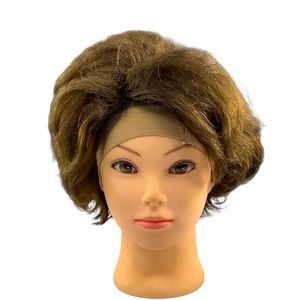 VTG Tress Chic Chestnut Brown Short Synthetic Wig